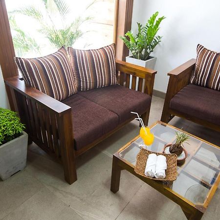 Maple Tree Residencies Hotel Dehiwala-Mount Lavinia Exterior photo